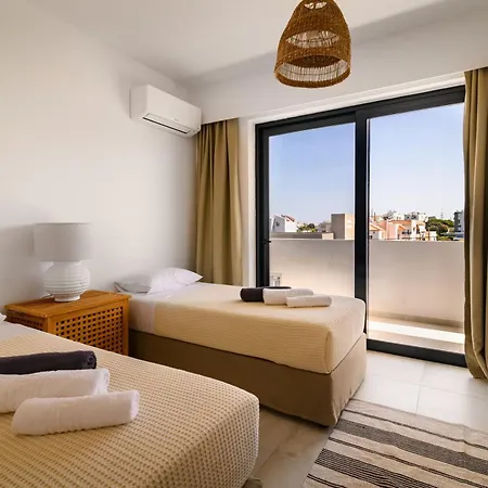 Aquarama Pool - Orion イキソス