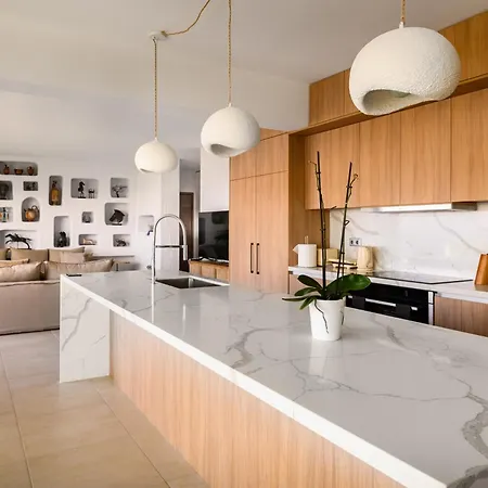 Aquarama Pool - Orion Appartement *