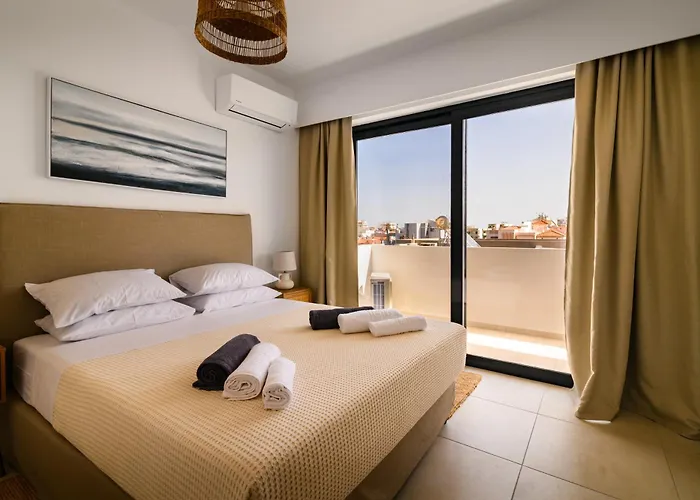 Aquarama Pool - Orion Appartement